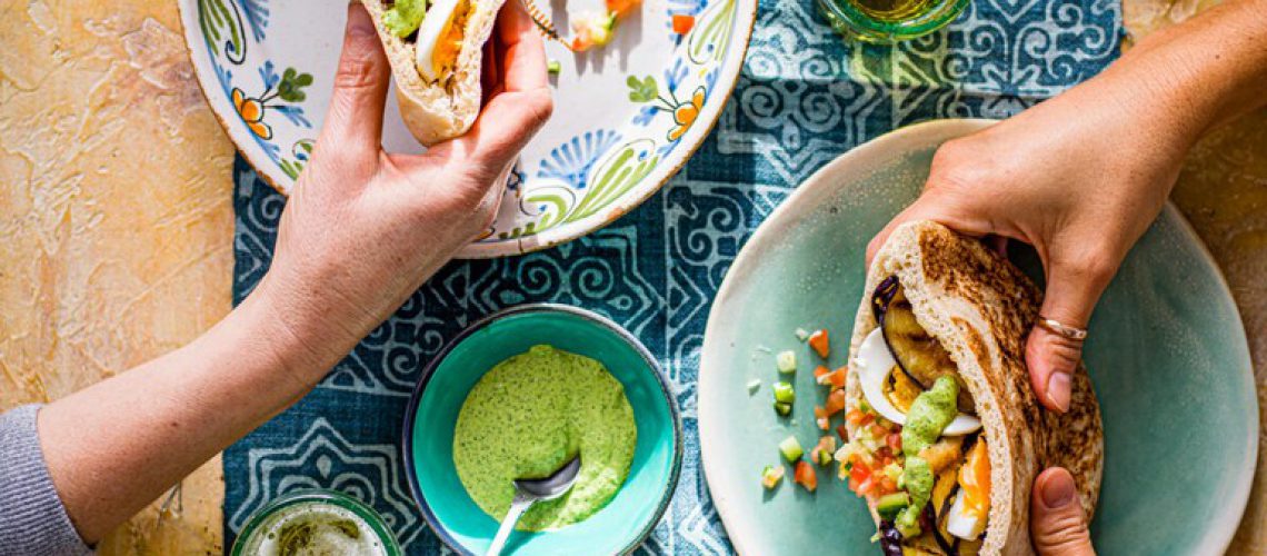 Sabich-sarnie-with-green-tahini_1_preview-6542ad8